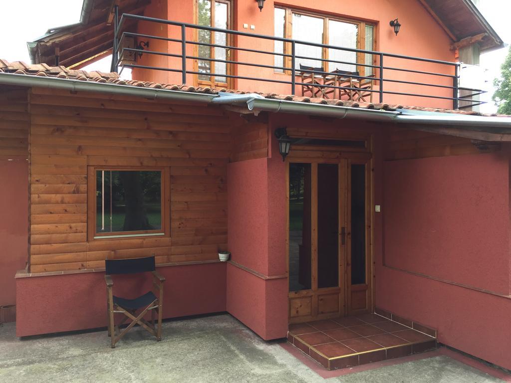 S' Centro - Park Apartments Kraljevo Buitenkant foto