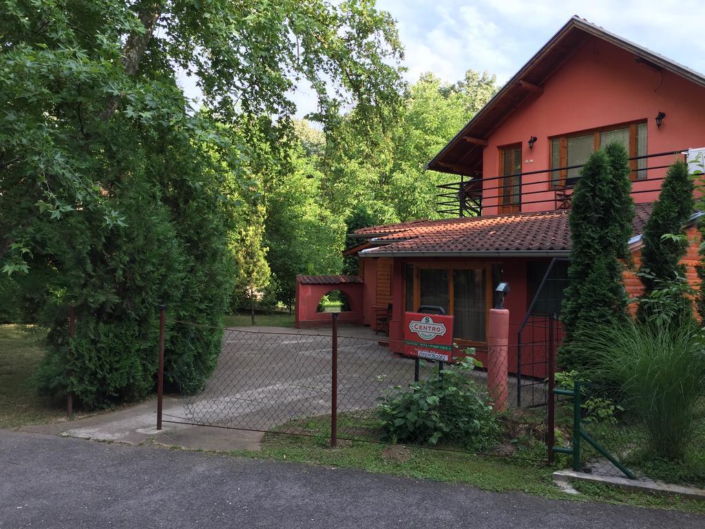 S' Centro - Park Apartments Kraljevo Buitenkant foto