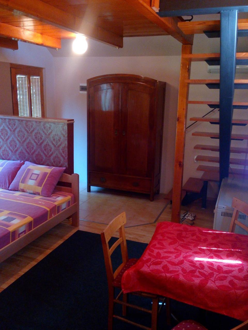 S' Centro - Park Apartments Kraljevo Buitenkant foto